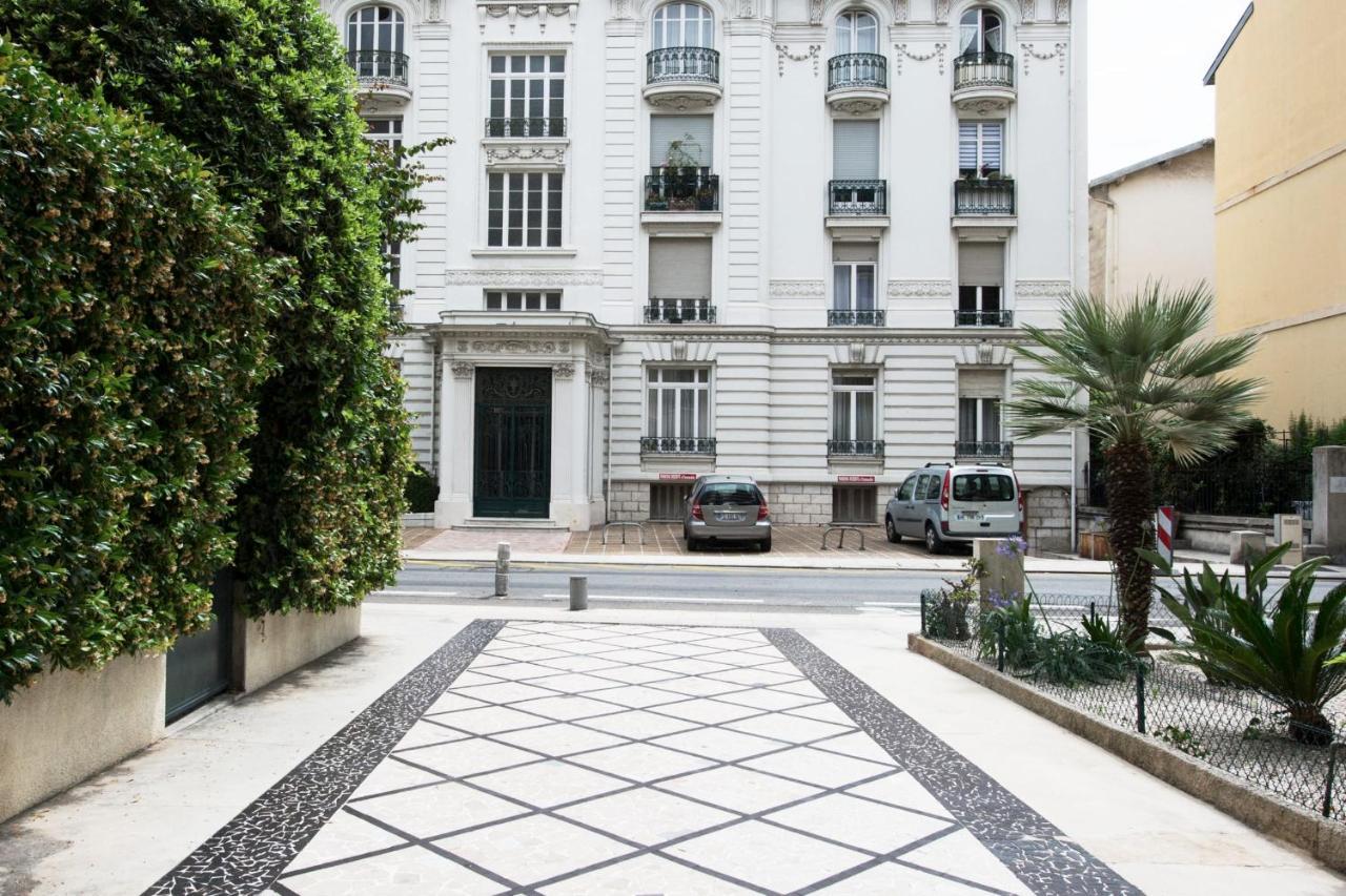 Apartament Fleurs De Nice Furnished Flat Zewnętrze zdjęcie